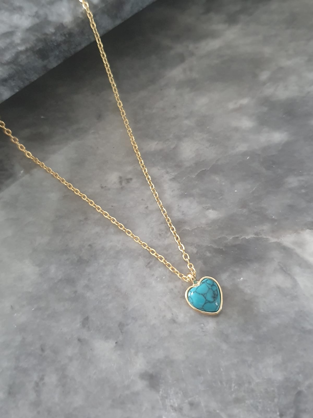 BS-23 Turkuaz Taşlı Kalp Kolye