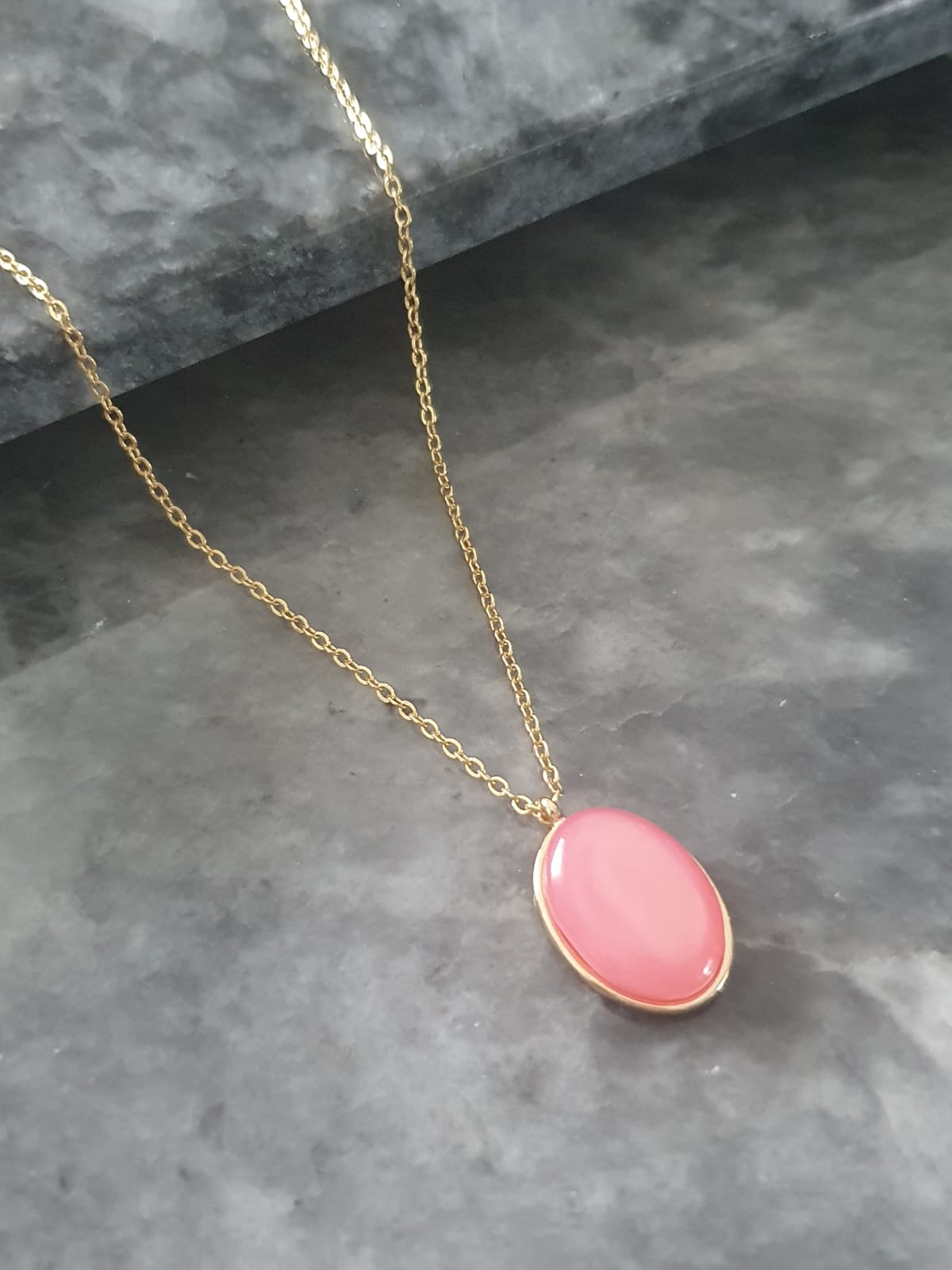 BS-1 Pembe Oval Taşlı Kolye